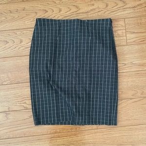 Banana Republic Plaid Windowpane Pencil Skirt Knee Length Women's OP Petite NWT